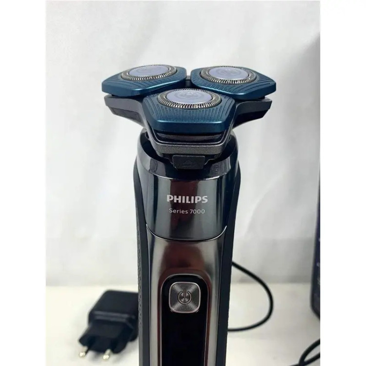 ریش تراش فیلیپس مدل S7788